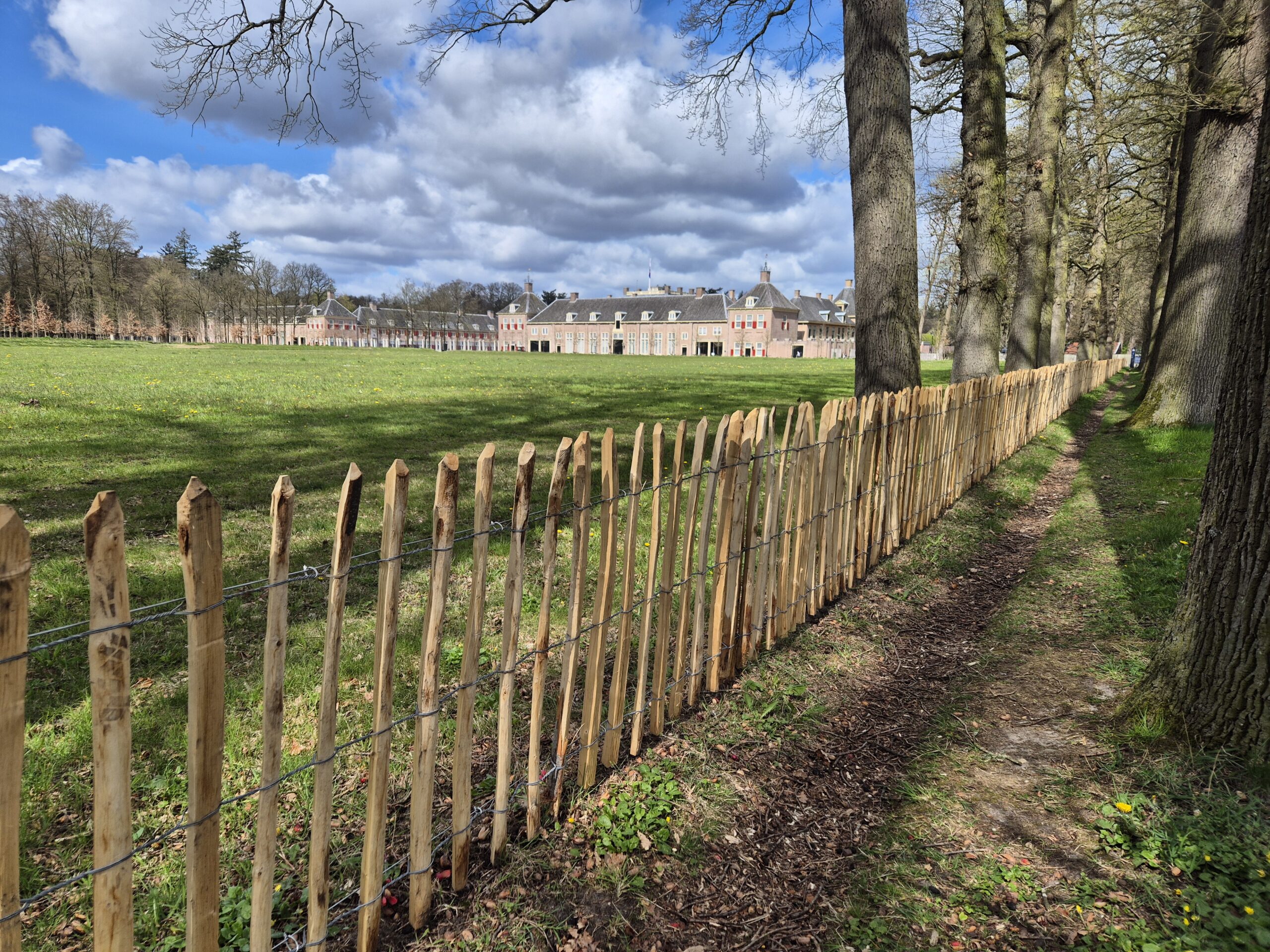 Engels schapenhekwerk bij Paleis ’t Loo