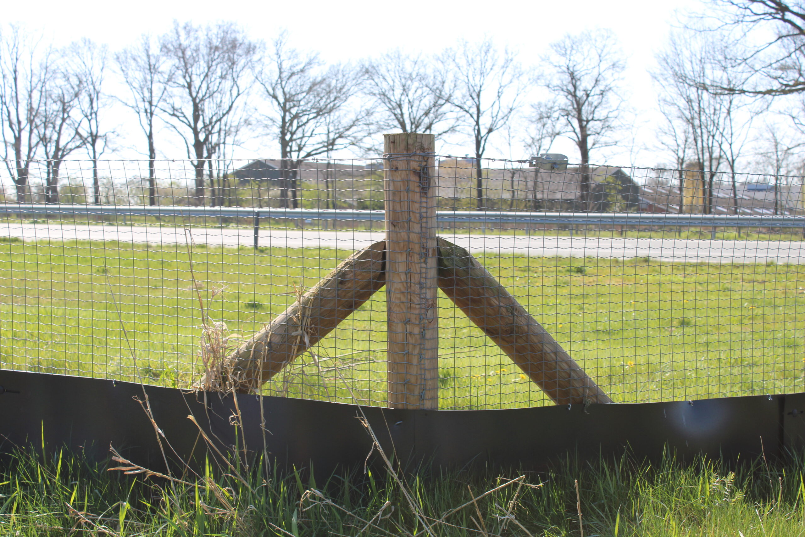 Kleinwildraster met amfibiekering
