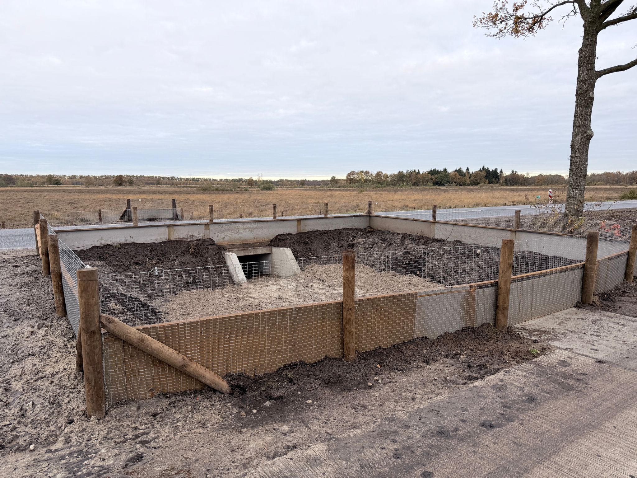 Kleinwildraster met amfibiekering